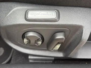 VW Arteon Shootingbrake 2.0 TDI R-Line Navi