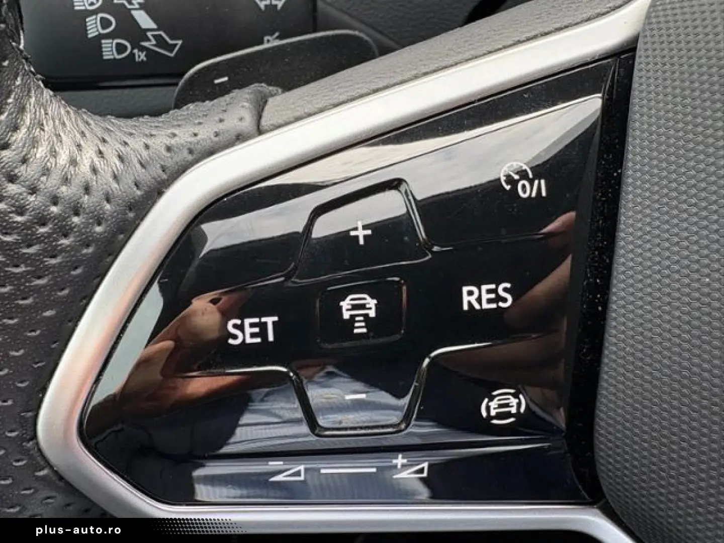VW Arteon Shootingbrake 2.0 TDI R-Line Navi