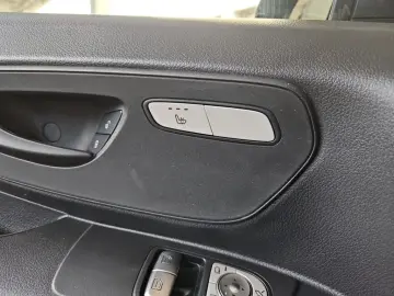 MERCEDES-BENZ Vito 119 Tourer PRO lang 4x4 STHZ Flüg…