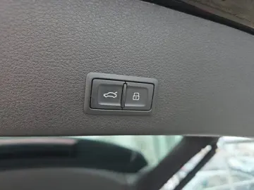 AUDI e-tron 55 quattro S line Navi Matrix Kamera Lede