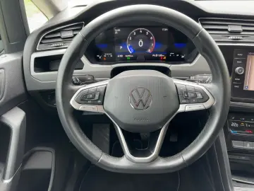 VW Touran BMT 1.5 TSI Comfortline ACC AUTOM. LED LM