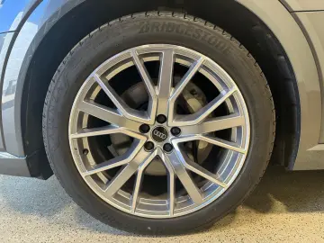 AUDI e-tron 50 quattro S line 71kWh Matrix Navi Sound