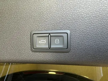 AUDI e-tron 50 quattro S line 71kWh Matrix Navi Sound