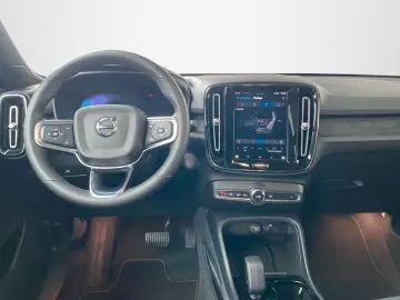 VOLVO XC40 P8 Ultimate Recharge Pure SHZ StHzg 360