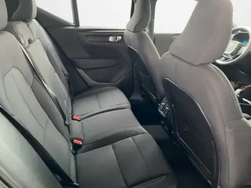 VOLVO XC40 P8 Ultimate Recharge Pure SHZ StHzg 360