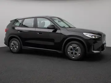 BMW iX1 xDrive30 Kamera DAB Sitzhzg LED M Fahrwerk