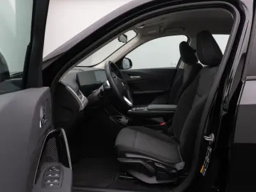 BMW iX1 xDrive30 Kamera DAB Sitzhzg LED M Fahrwerk