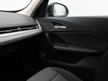 BMW iX1 xDrive30 Kamera DAB Sitzhzg LED M Fahrwerk