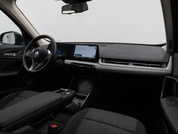 BMW iX1 xDrive30 Kamera DAB Sitzhzg LED M Fahrwerk