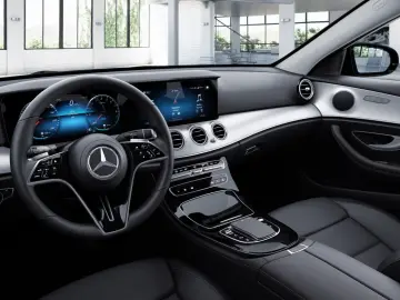MERCEDES-BENZ E 300 T e AVANTGARDE WIDE 360 KAMERA SPUR PDC