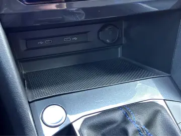 VW Tiguan R 4MOTION KEYLESS 360 BLACK STYLE AHK LED