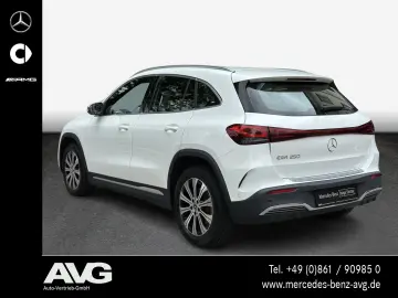 MERCEDES-BENZ EQA 250 AMG Advanced MBUX Kamera