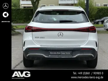 MERCEDES-BENZ EQA 250 AMG Advanced MBUX Kamera
