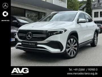 MERCEDES-BENZ EQA 250 AMG Advanced MBUX Kamera