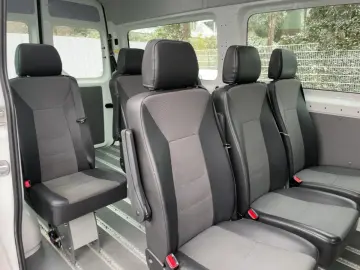 VW Crafter Kombi MR HD 9 Sitzer PDC