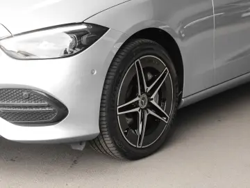MERCEDES-BENZ C 300 e Avantgarde Night DigitalLight …