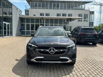 MERCEDES-BENZ GLC 200 4M Avantgarde Advanced DigiLight