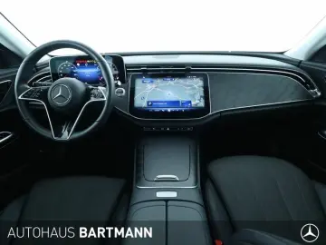 MERCEDES-BENZ E 200 T AVANTGARDE PANO  DISTRONIC TOT…