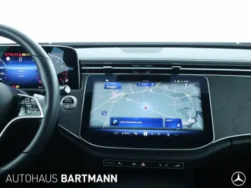 MERCEDES-BENZ E 200 T AVANTGARDE PANO  DISTRONIC TOT…