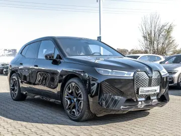 BMW iX xDrive40 Sportpaket AHK Soft-Close Panorama-G