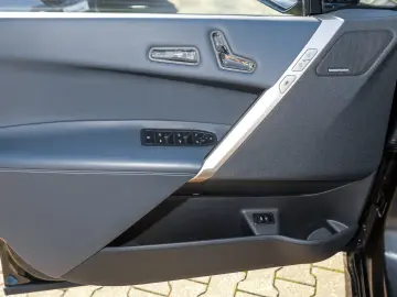 BMW iX xDrive40 Sportpaket AHK Soft-Close Panorama-G