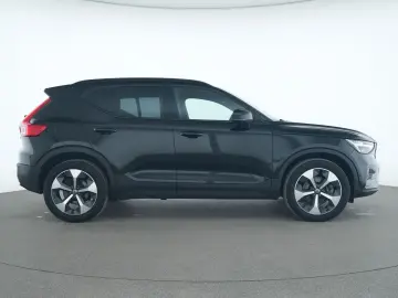 VOLVO XC40 Ultimate Dark ACC 360 Kamera Schiebedach AH