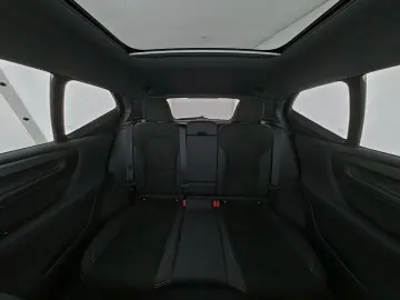 VOLVO XC40 Ultimate Dark ACC 360 Kamera Schiebedach AH