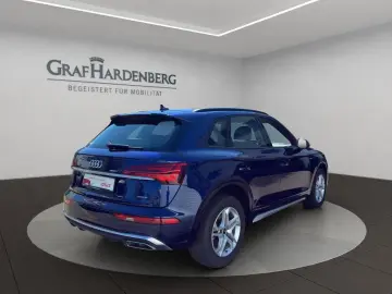 AUDI Q5 40 TDI quattro S tronic S line LED ACC AHK