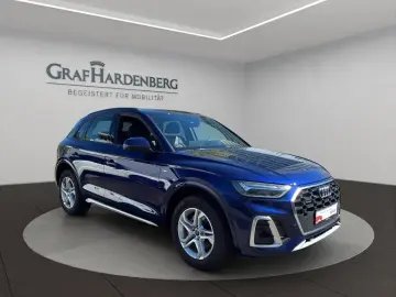 AUDI Q5 40 TDI quattro S tronic S line LED ACC AHK