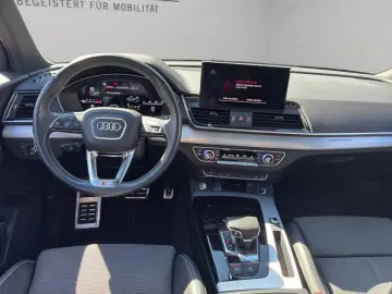 AUDI Q5 40 TDI quattro S tronic S line LED ACC AHK