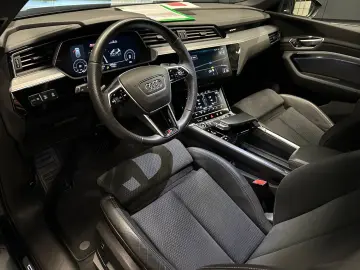AUDI e-tron Sportback 55 quattro S-Line  KAMERA CarPl