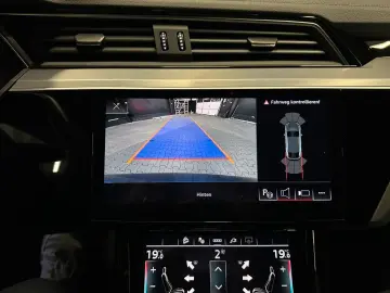 AUDI e-tron Sportback 55 quattro S-Line  KAMERA CarPl