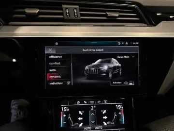 AUDI e-tron Sportback 55 quattro S-Line  KAMERA CarPl