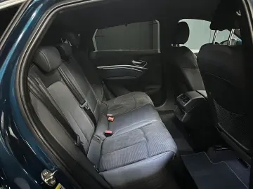 AUDI e-tron Sportback 55 quattro S-Line  KAMERA CarPl