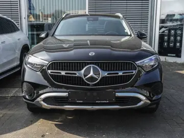MERCEDES-BENZ GLC 200 4M Avantgarde Digital-Light Pa…