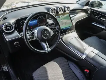 MERCEDES-BENZ GLC 200 4M Avantgarde Digital-Light Pa…