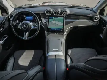 MERCEDES-BENZ GLC 200 4M Avantgarde Digital-Light Pa…