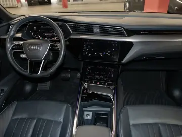 AUDI e-tron Sportback 55 quattro Head Up Keyless 20&…