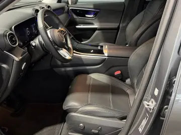 MERCEDES-BENZ GLC 220 d 4M Avantgarde Kamera Apple-C…