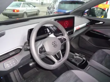 VW ID.4 Basis Pro Performance AHK