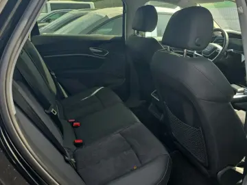 AUDI E-TRON 55 QUATTRO ACC LED KAM. AHK AIR-SUS SHZ.