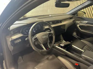 AUDI e-tron S quattro 95kWh Matrix HuD 360  Bang&Oluf