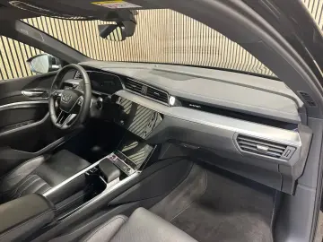 AUDI e-tron S quattro 95kWh Matrix HuD 360  Bang&Oluf