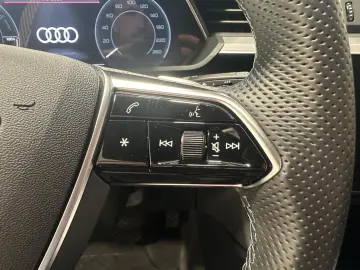 AUDI e-tron S quattro 95kWh Matrix HuD 360  Bang&Oluf