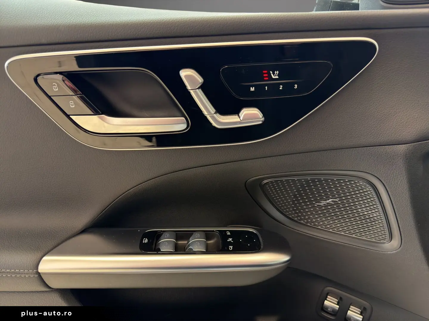 MERCEDES-BENZ C 400 e 4M Avantgarde Keyless MEMORY Totwinkel