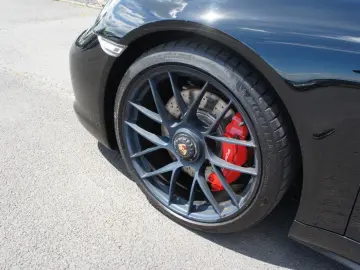 PORSCHE 911 991.2 Carrera 4 GTS LIFT CHRONO PDLS  4RAD