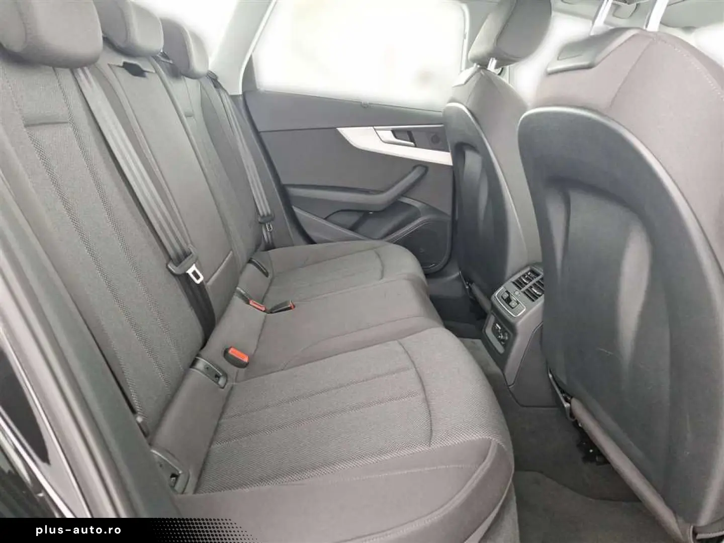 AUDI A4 Avant 40 2.0 TDI quattro S-tronic