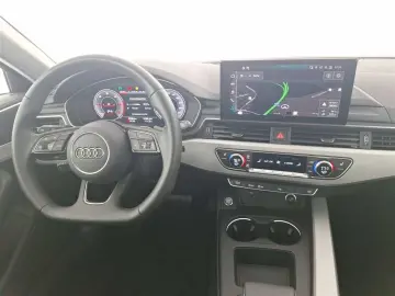 AUDI A4 Avant 40 2.0 TDI quattro S-tronic