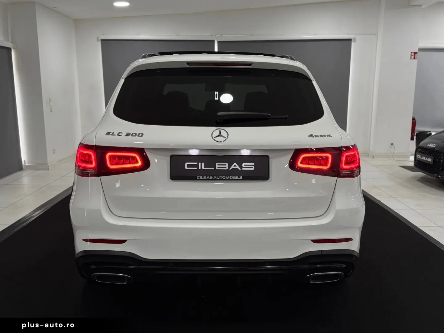 MERCEDES-BENZ GLC 300 4M AMG-LINE PANO NIGHT DIGITAL&hellip;