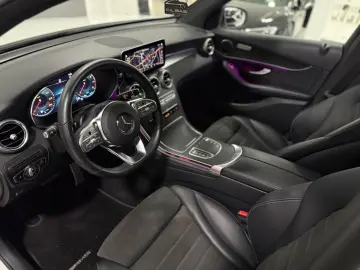 MERCEDES-BENZ GLC 300 4M AMG-LINE PANO NIGHT DIGITAL…
